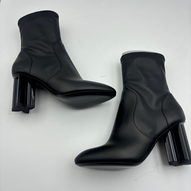 閒置新未使用 LV路易威登羊皮短靴/尺碼：36碼 附件：防塵袋-1