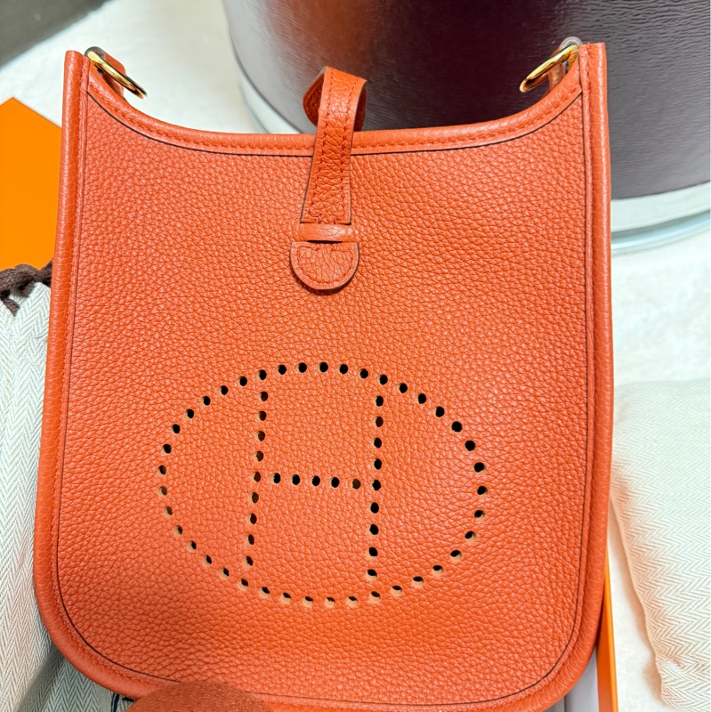 近全新愛馬仕Hermes mini evelyne 16 火焰橘金釦-2