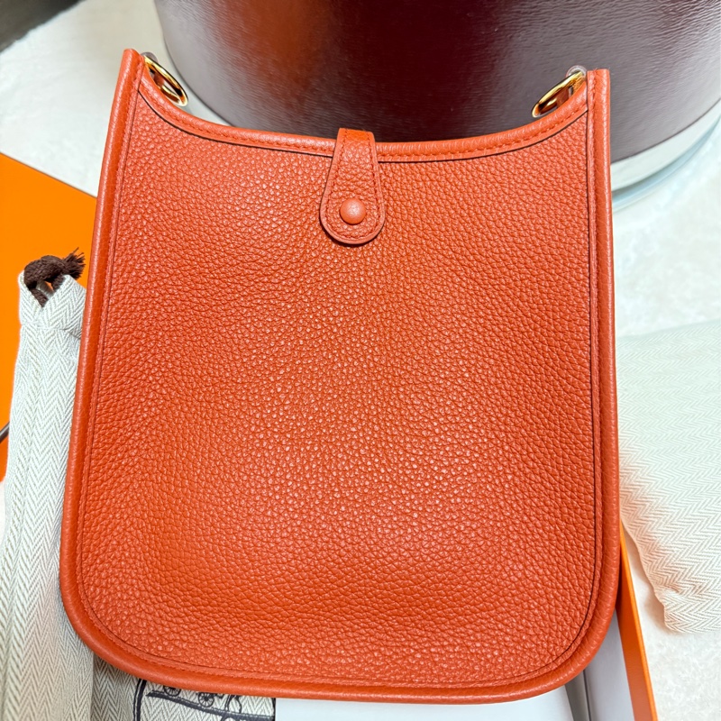 近全新愛馬仕Hermes mini evelyne 16 火焰橘金釦-3