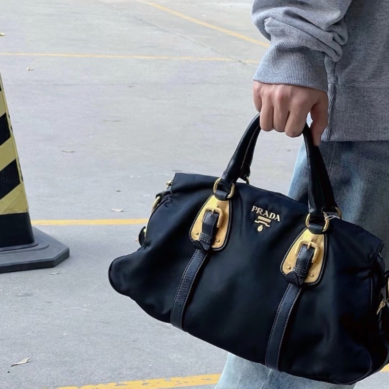 PRADA 藏青色尼龍手提肩背斜背包36*21*10 98新配件塵袋-0