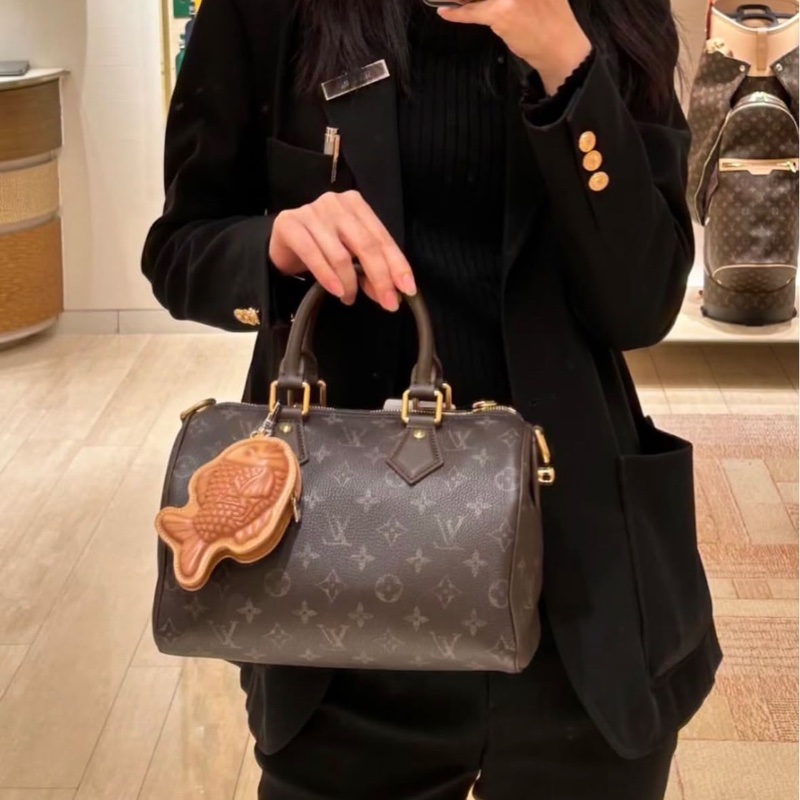 Louis Taiyaki bag  charm 🐟-2