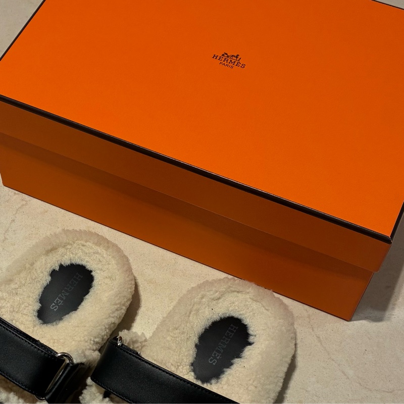 Hermes 黑皮革泰迪二舅拖-12