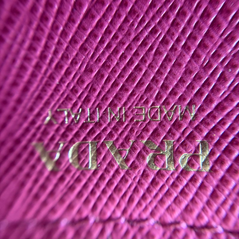 Prada 經典 Saffiano 十字紋牛皮長款翻蓋銀包-2