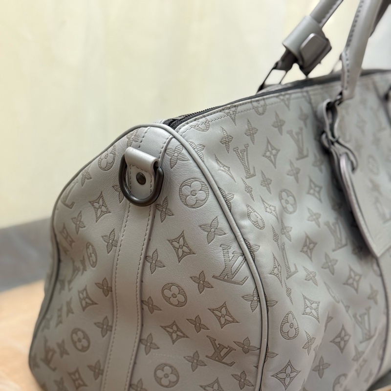 LV Keepall 50灰色壓紋小牛皮旅行袋✨最新晶片款-2
