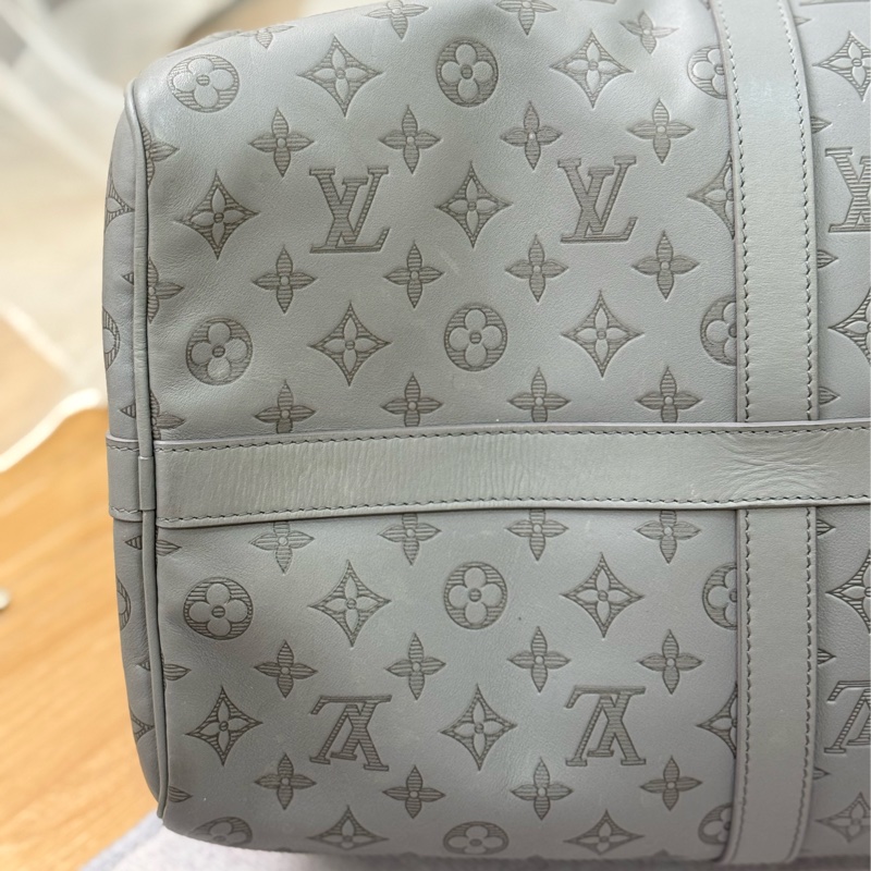 LV Keepall 50灰色壓紋小牛皮旅行袋✨最新晶片款-10