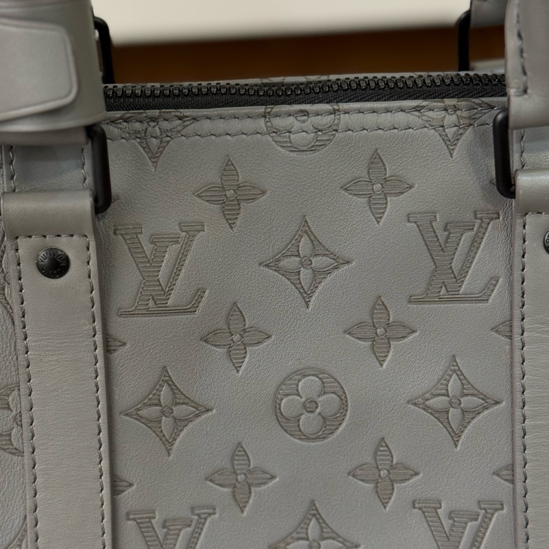 LV Keepall 50灰色壓紋小牛皮旅行袋✨最新晶片款-26