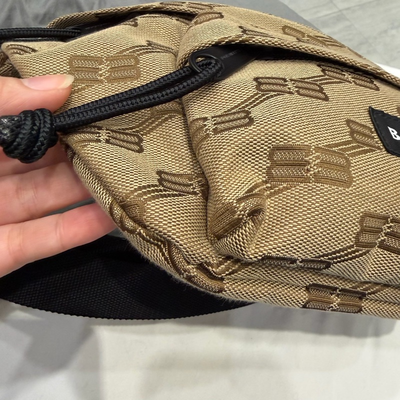 Balenciaga 巴黎世家 滿版BB 布面 腰包 胸口包-7