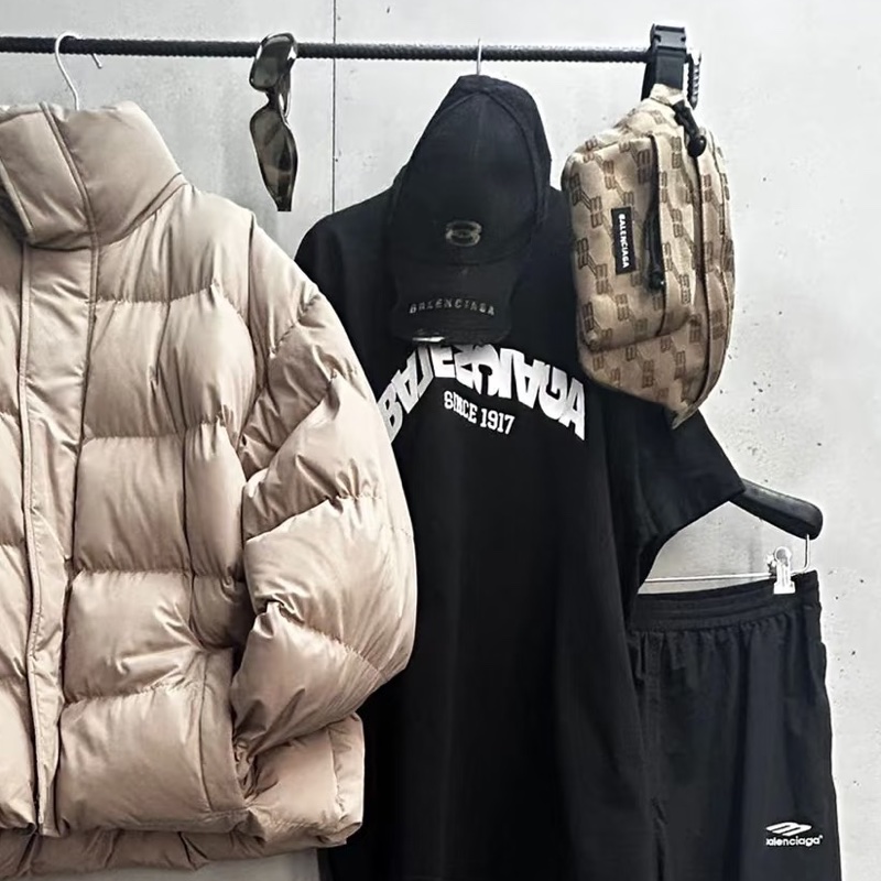 Balenciaga 巴黎世家 滿版BB 布面 腰包 胸口包-26