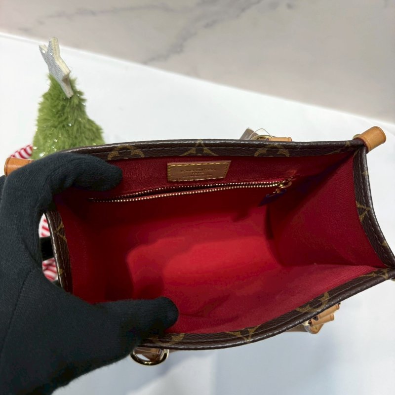 LV Sac Plat BB琴譜包-4