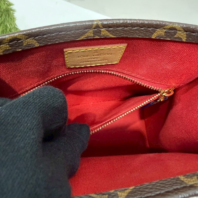 LV Sac Plat BB琴譜包-5