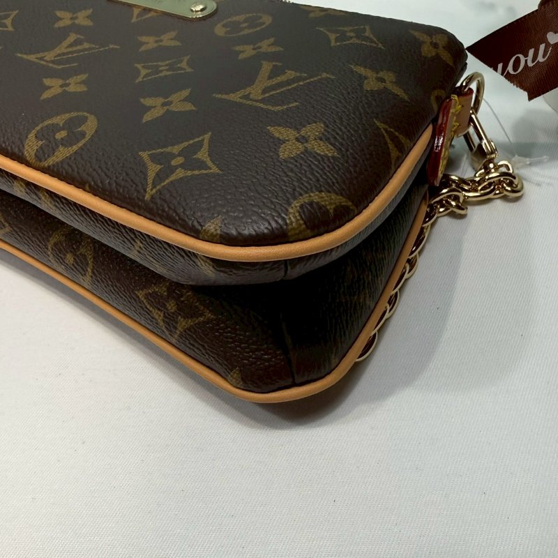 LV 全新Liv Pochette新款雙層麻將包-7