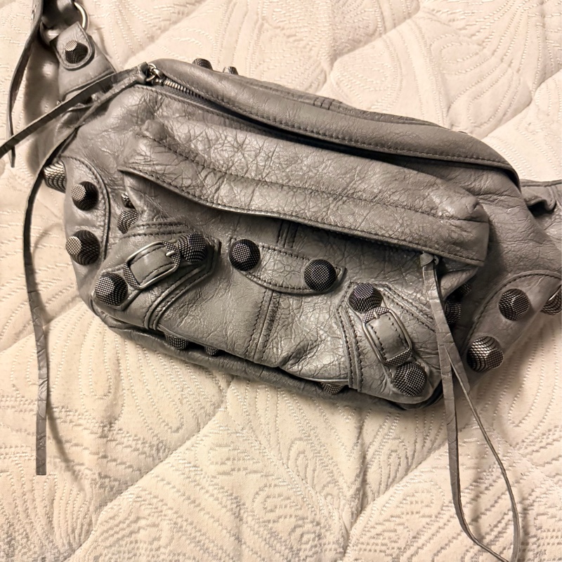 Balenciaga 巴黎世家 Le Cagole 系列鉚釘皮革腰包-3