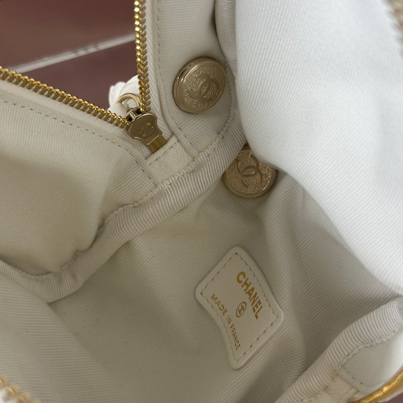 CHANEL 22S手提骰子包 - 白金32開-8