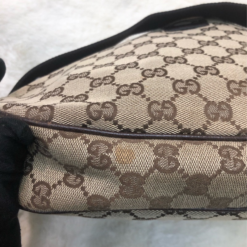 Gucci 老花斜孭袋 XC190-12