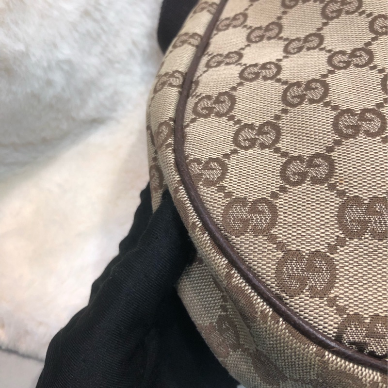 Gucci 老花斜孭袋 XC190-18