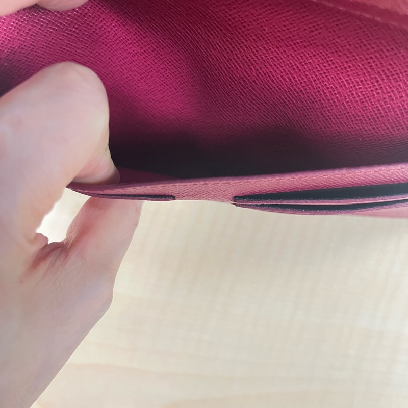 Louis Vuitton LV Adele ❤️經典花紋雙拉鍊扣式長夾.#發財夾#紫紅#原廠盒#購證-24