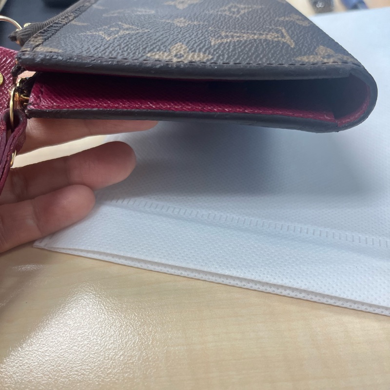 Louis Vuitton LV Adele ❤️經典花紋雙拉鍊扣式長夾.#發財夾#紫紅#原廠盒#購證-31