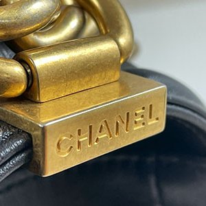 ＊奢華大道國際精品＊【CH0720】CHANEL黑色小羊皮BOY系列 金釦25CM 兩用包 A67086-8