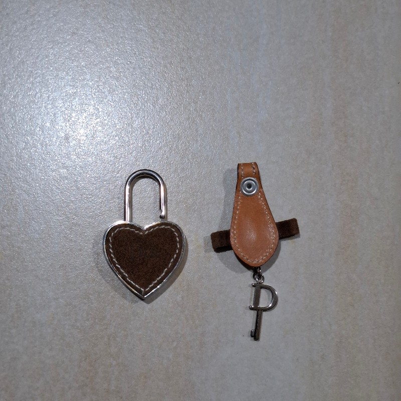 Dior vintage 蝴蝶結 愛心鎖頭手提包-13