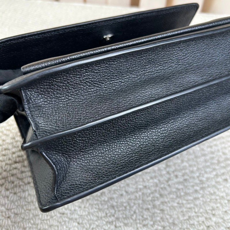 ghh bj ZZZ  YSL聖羅蘭日落黑銀風琴鏈條包 經典黑銀配色 牛皮材質 鏈條肩帶 容量實用 日常通勤出門都很百搭 可單肩可斜挎-8