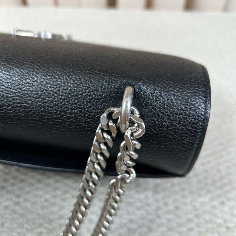 ghh bj ZZZ  YSL聖羅蘭日落黑銀風琴鏈條包 經典黑銀配色 牛皮材質 鏈條肩帶 容量實用 日常通勤出門都很百搭 可單肩可斜挎-26