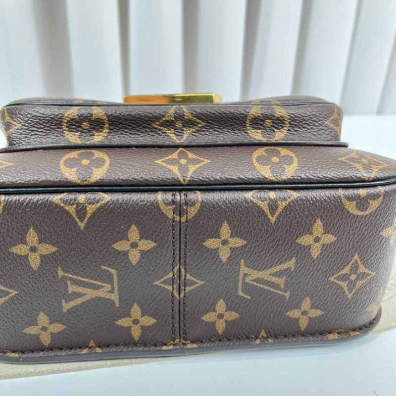 sh smd zzz LV路易威登 23年全套 芯片款 Passy新款郵差包 黑色琺瑯logo搭配老花 超有質感 經典百搭 越看越香 可調節雙鏈 單肩斜挎腋下都可以 隔層多 容量大 通勤日常都很可-11