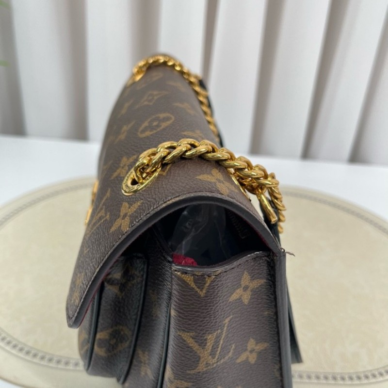 sh smd zzz LV路易威登 23年全套 芯片款 Passy新款郵差包 黑色琺瑯logo搭配老花 超有質感 經典百搭 越看越香 可調節雙鏈 單肩斜挎腋下都可以 隔層多 容量大 通勤日常都很可-12