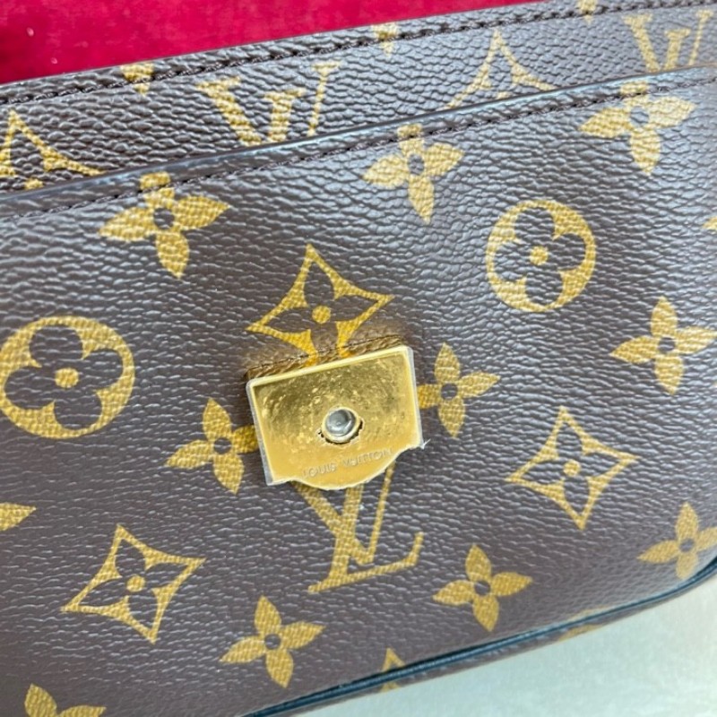 sh smd zzz LV路易威登 23年全套 芯片款 Passy新款郵差包 黑色琺瑯logo搭配老花 超有質感 經典百搭 越看越香 可調節雙鏈 單肩斜挎腋下都可以 隔層多 容量大 通勤日常都很可-16