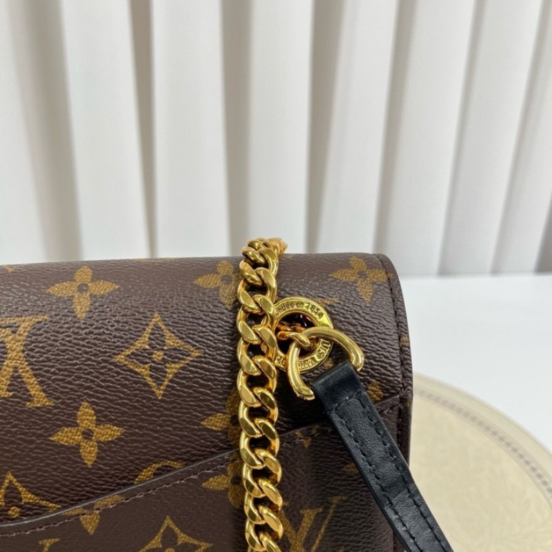 sh smd zzz LV路易威登 23年全套 芯片款 Passy新款郵差包 黑色琺瑯logo搭配老花 超有質感 經典百搭 越看越香 可調節雙鏈 單肩斜挎腋下都可以 隔層多 容量大 通勤日常都很可-19