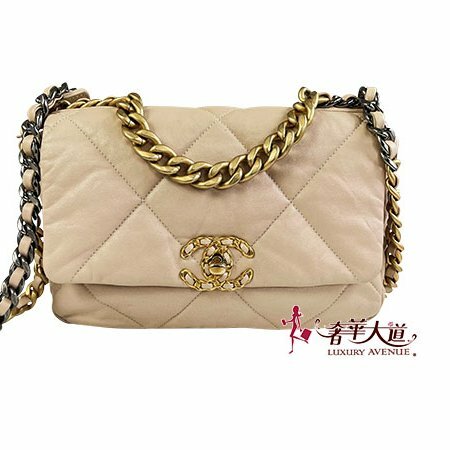 ＊奢華大道國際精品＊【CH0721】CHANEL 奶茶色小羊皮 金釦19系列 口蓋兩用包 AS1160