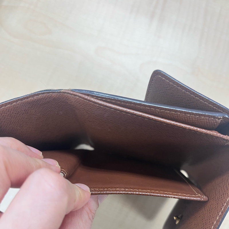Louis Vuitton（路易威登）Monogram帆布三折短夾#M61652-9