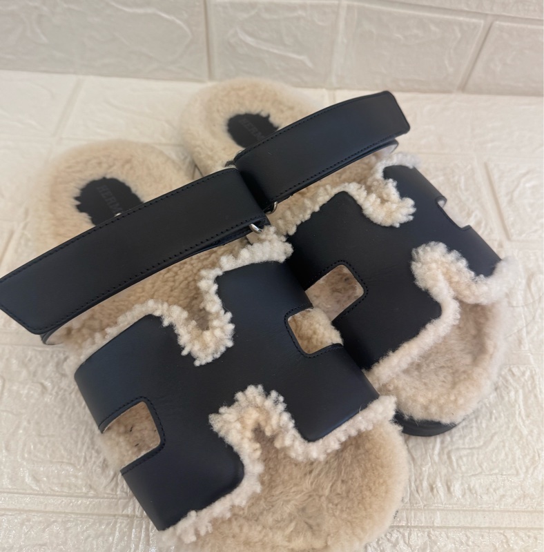 Hermes黑皮革毛毛泰迪二舅拖鞋 真心推薦❤️-9