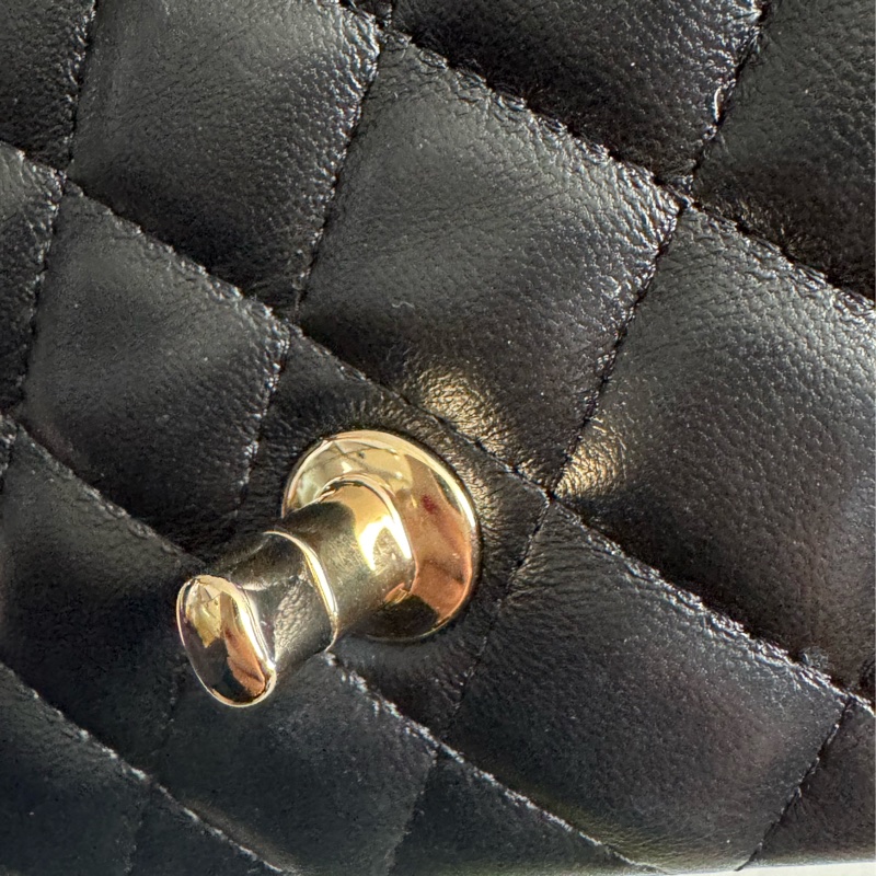 Chanel 黑羊皮淡金雙C coco20 經典必收藏❤️-21