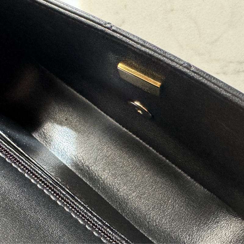 Chanel 黑羊皮淡金雙C coco20 經典必收藏❤️-26