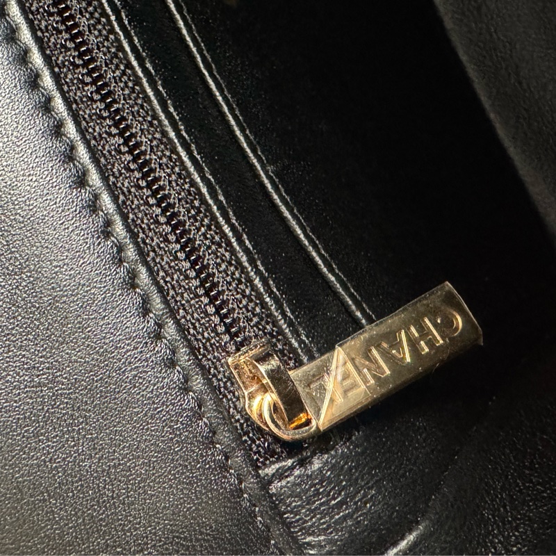 Chanel 黑羊皮淡金雙C coco20 經典必收藏❤️-29