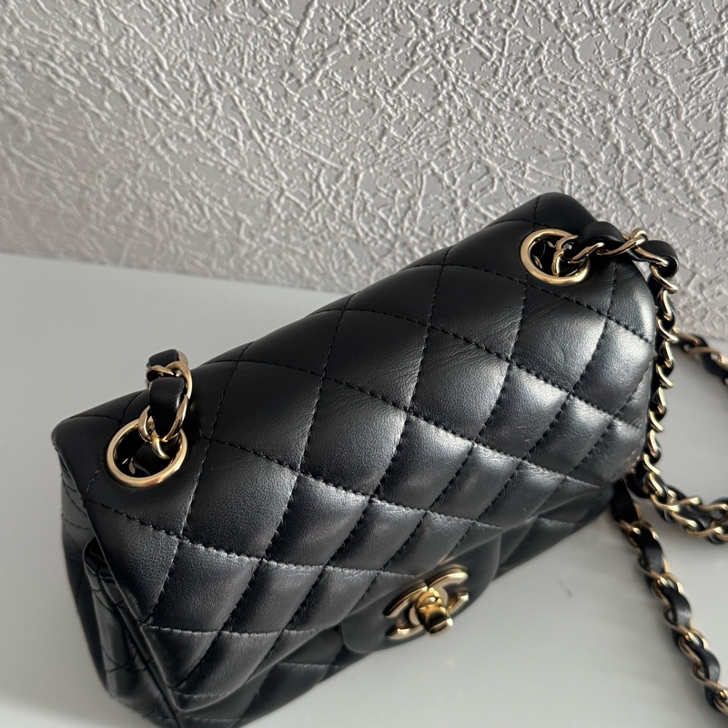 Chanel A35200黑羊皮淡金雙C方胖🫶🫶-1