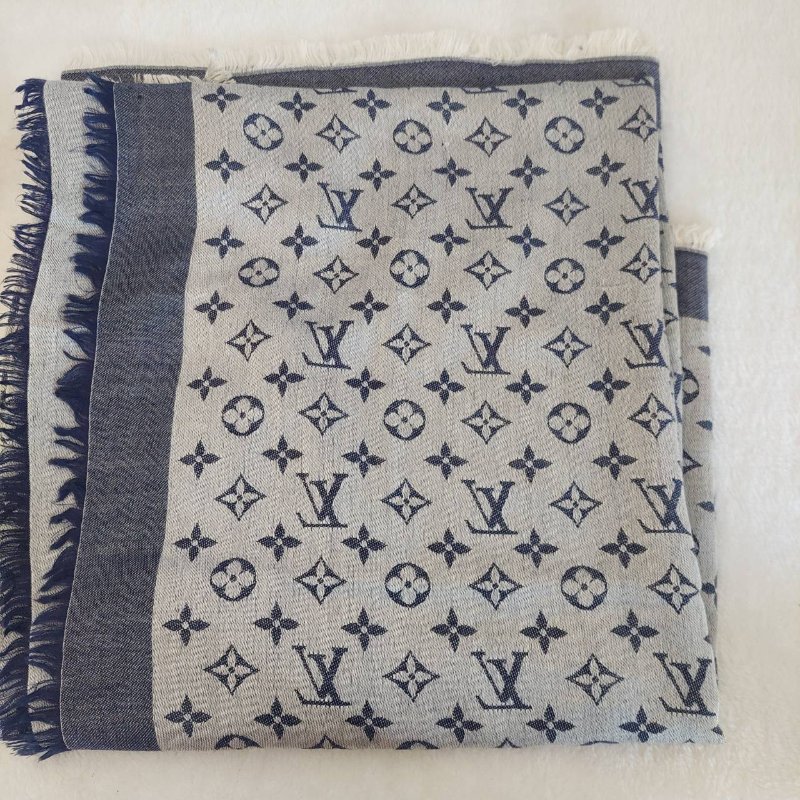 LV M71376 Monogram Denim 披肩/滿版老花/羊毛絲綢披肩/圍巾~二手-25