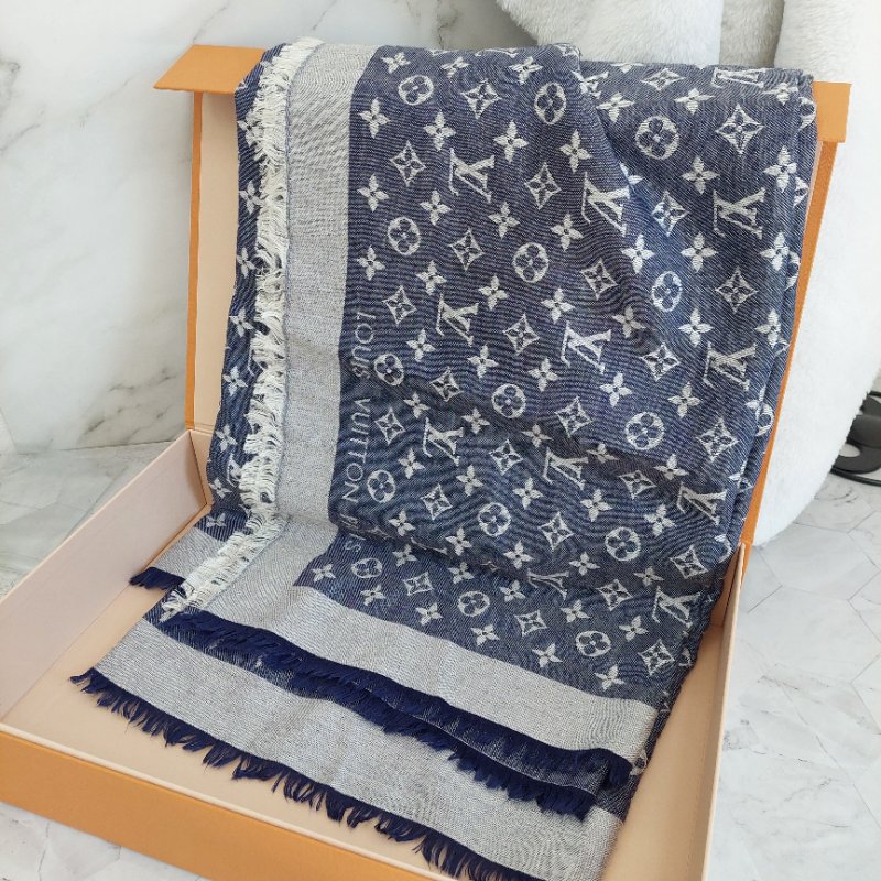 LV M71376 Monogram Denim 披肩/滿版老花/羊毛絲綢披肩/圍巾~二手-45