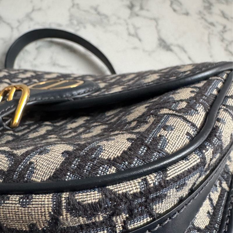 Dior藍提花BODDY中型馬鞍斜背包 經典中性款✨✨-10