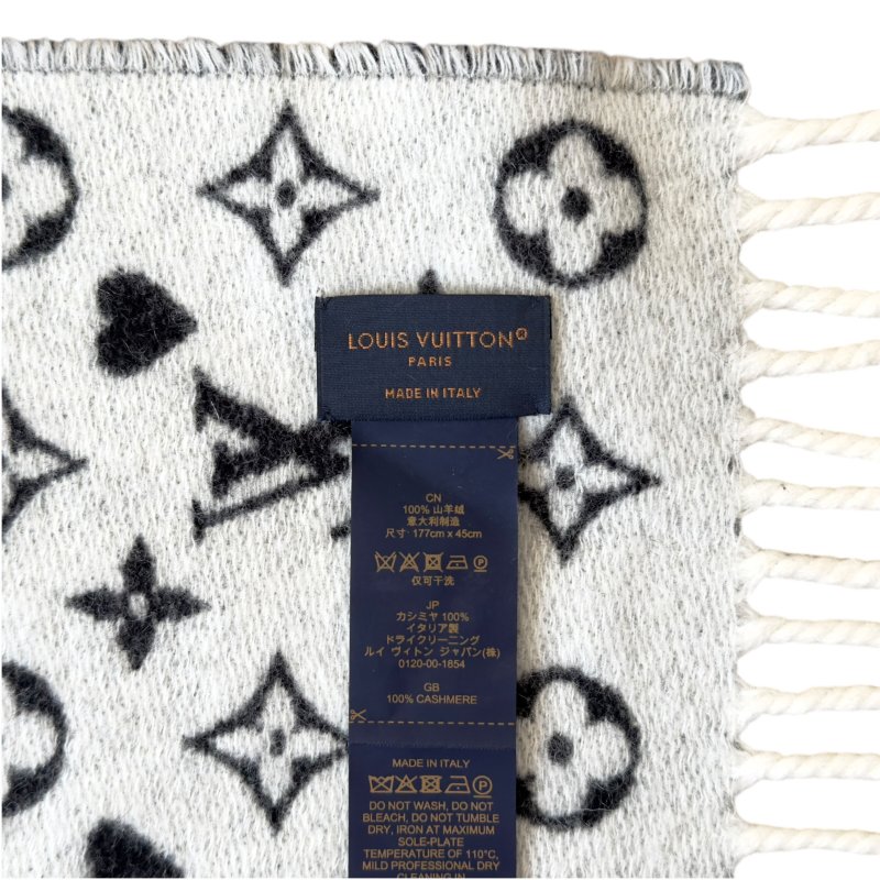 LOUIS VUITTON Game On 愛心💗 老花 純羊絨 圍巾-7
