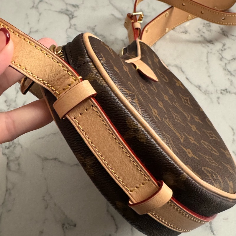 LV M46828花紋豌豆斜背包pm-3