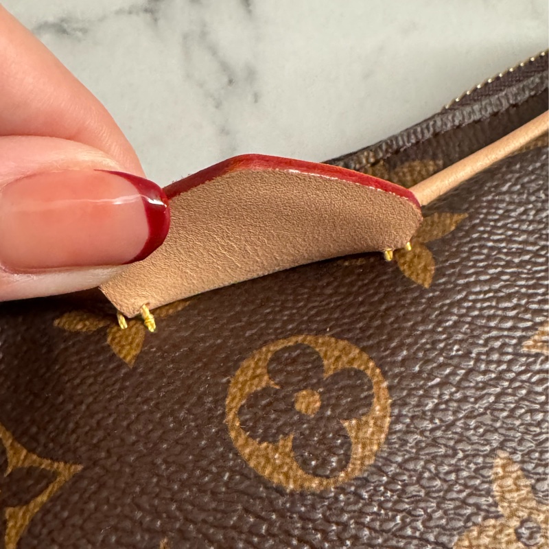 LV M46828花紋豌豆斜背包pm-8