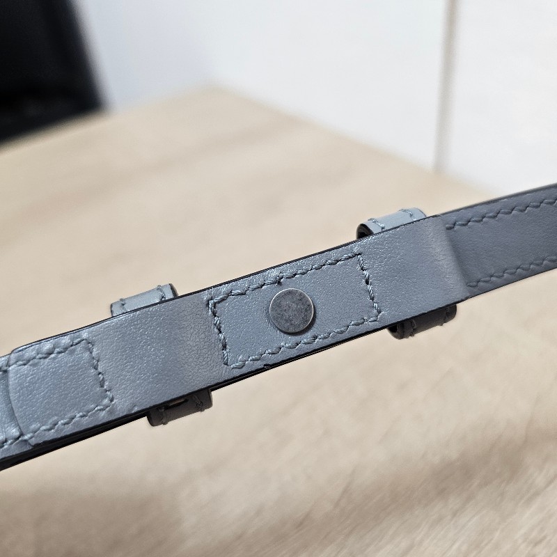 [農曆新年福利🧧] Gucci灰牛皮霧銀釦Marmont拉鏈斜背相機包-20