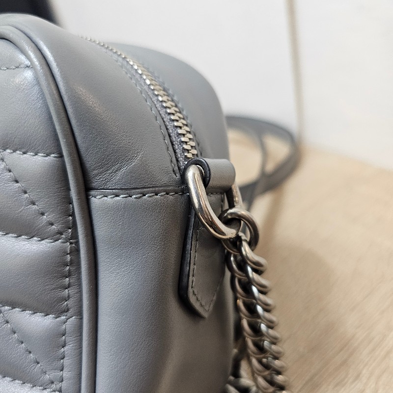 [農曆新年福利🧧] Gucci灰牛皮霧銀釦Marmont拉鏈斜背相機包-30