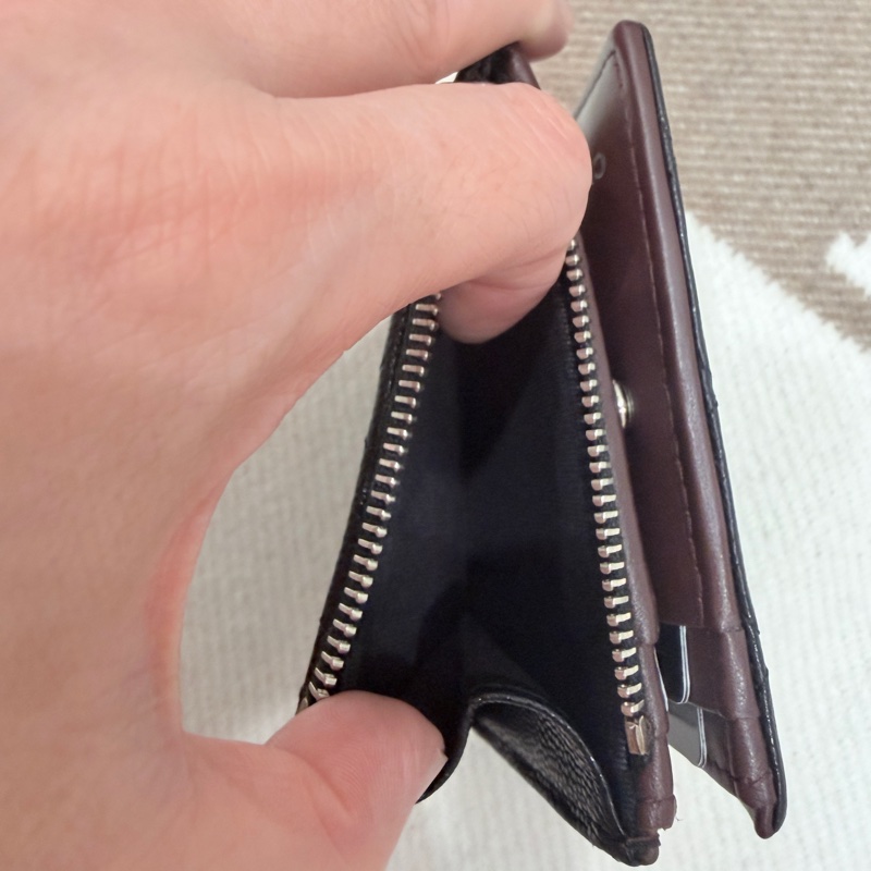 ❤️Chanel ❤️香奈兒很好用的短夾 黑銀魚子醬皮❤️-18