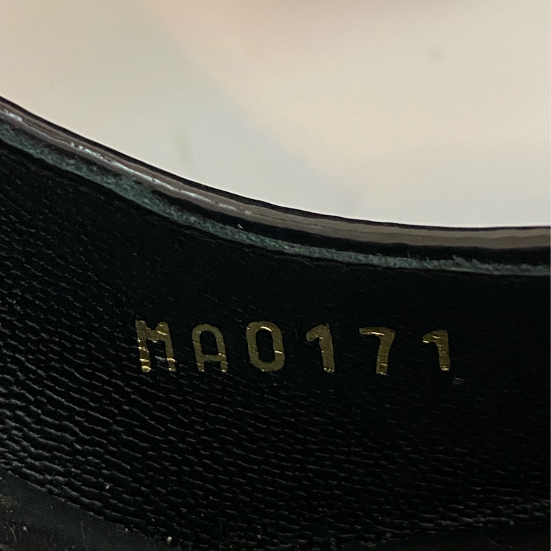 Louis Vuitton EU36.5-9