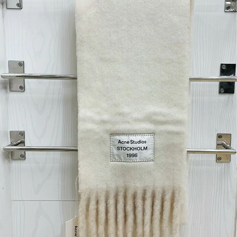 Acne Studios 羊駝毛 圍巾