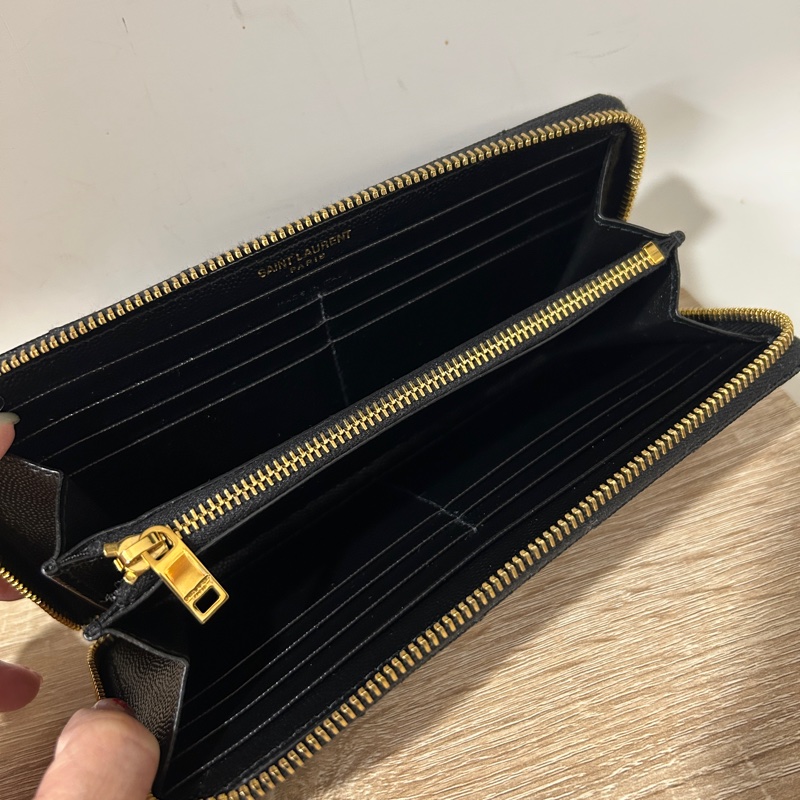 YSL 黑魚子醬牛皮12卡ㄇ拉長夾-5