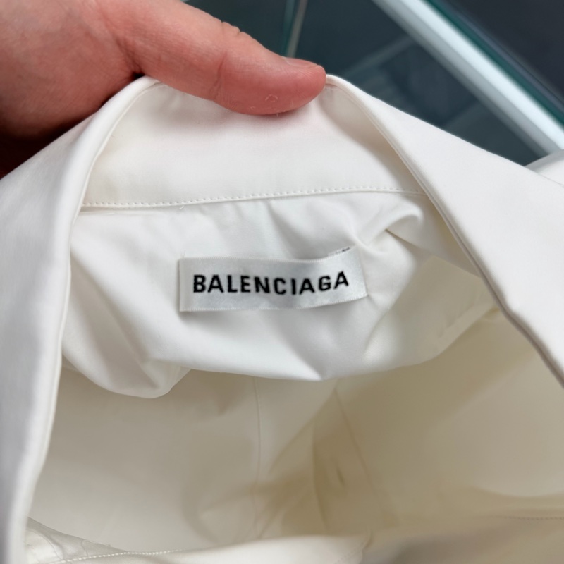 新年秒殺價💰balenciaga 女裝34 白色襯衫。 全新沒吊牌-3