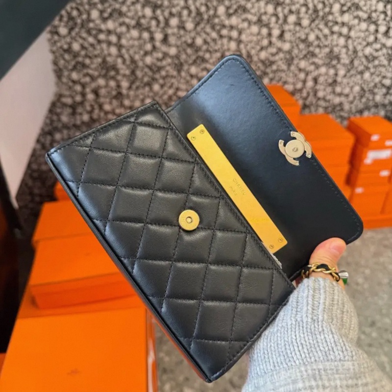 Chanel 琺瑯手柄 22b橫版Kelly-4